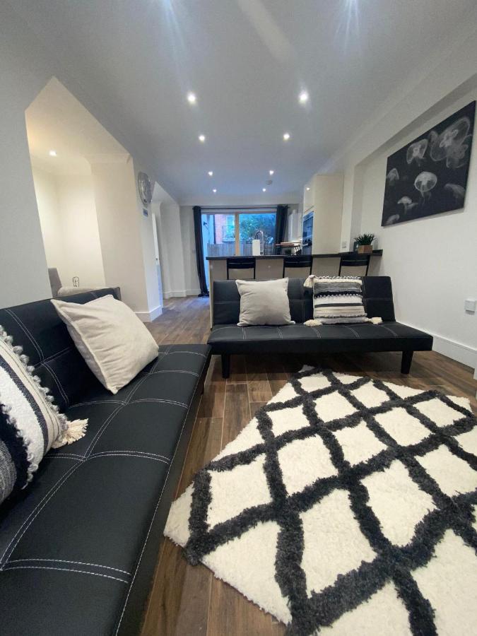 Central London, Jaccuzzi,Newbuild, 2 Bedrooms Two Baths Zewnętrze zdjęcie
